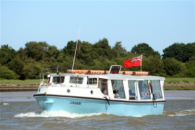 Guided Coach tour and cruise