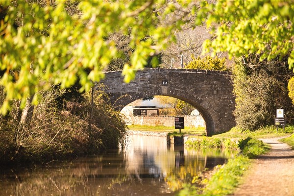 Monmouth Canal (c) visit wales