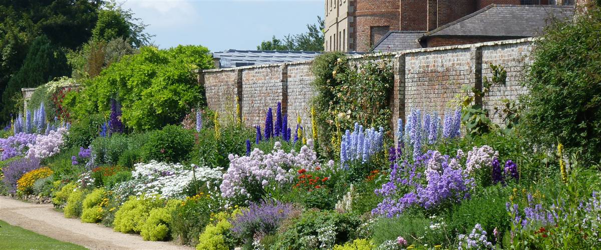 Waterperry Gardens