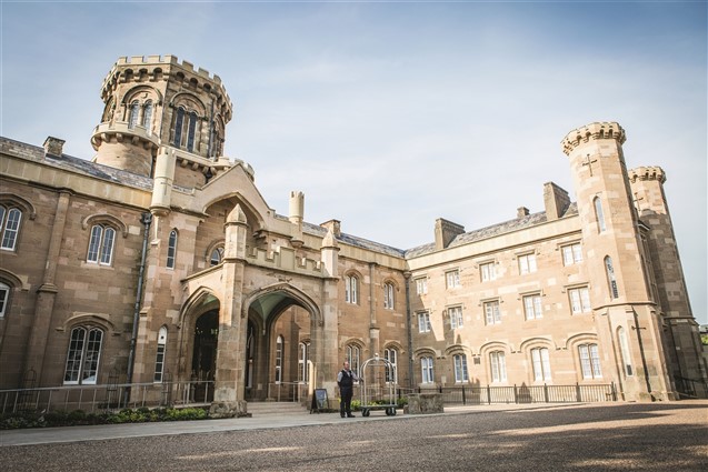 Photo of the Entrance to Studley Castle